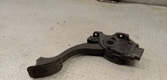 Ford Mondeo MK IV Accelerator throttle pedal 6G929F836RD