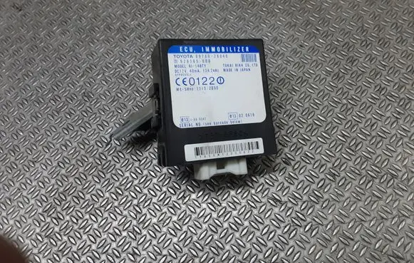 Toyota Previa (XR30, XR40) II Immobilizer control unit/module 8978028040