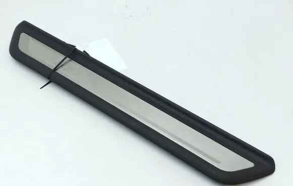 Hyundai i40 Front sill trim cover 858733Z100