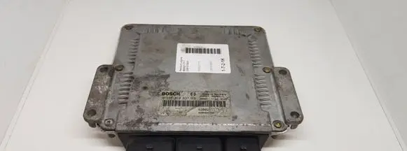 Renault Laguna II Engine control unit/module 0281010637 8200211711