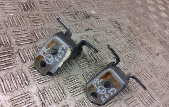 Mazda CX-3 Front door hinge set 