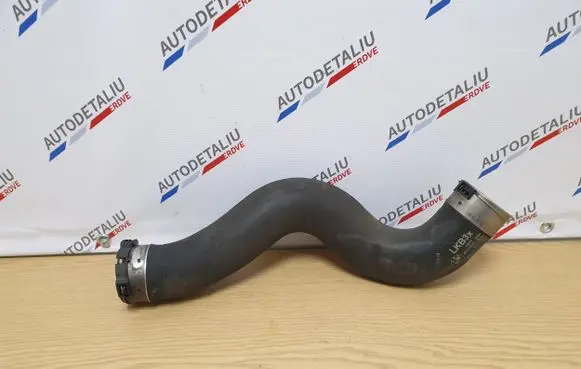 BMW 2 F22 F23 Intercooler hose/pipe 8513849 13718513849