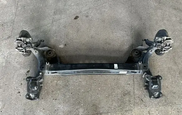 Volkswagen Golf Sportsvan Rear axle beam 5Q0501049BB
