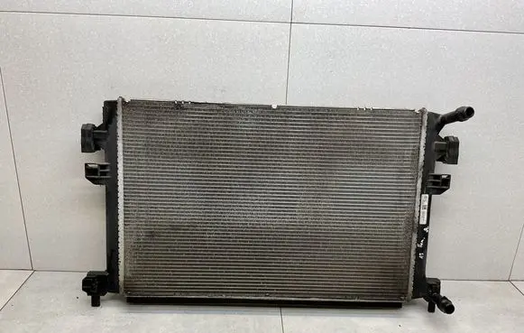 Audi A3 S3 8V Coolant radiator 5Q0121251ED