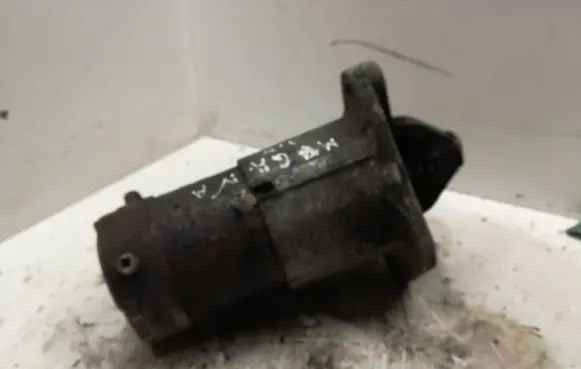 Renault Megane II Starter motor 8200584675A