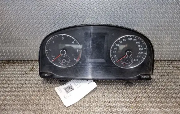 Volkswagen Caddy Speedometer (instrument cluster) 2K0920865A