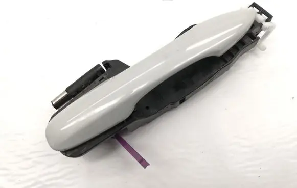 Toyota Yaris Cross Rear door exterior handle