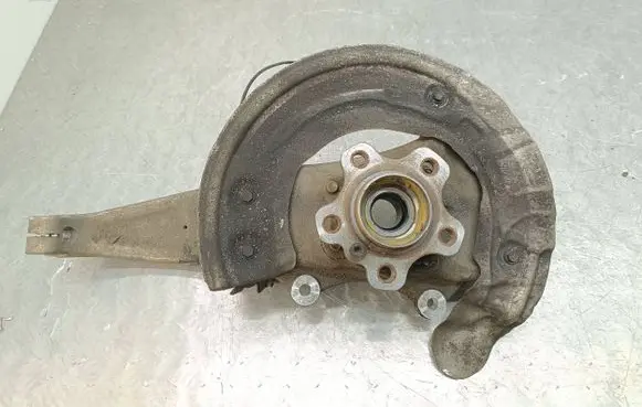 BMW 5 G30 G31 Front wheel hub spindle knuckle