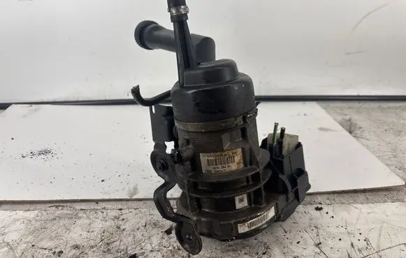 Peugeot RCZ Power steering pump A0025875 280910 9673536480