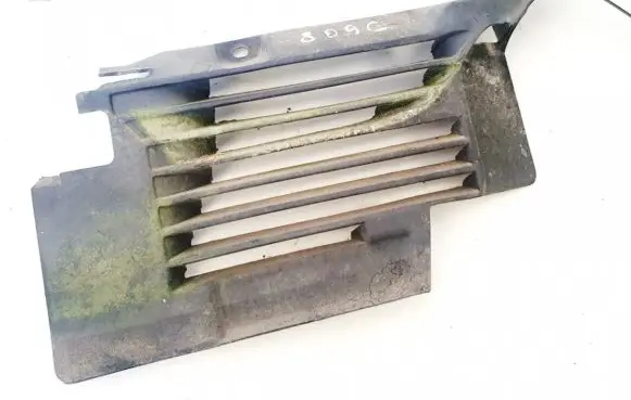 Renault 19 Front grill 7700819254
