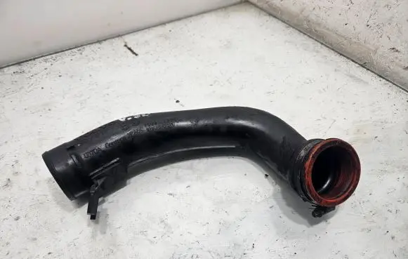 Volvo V50 Intercooler hose/pipe 30741235