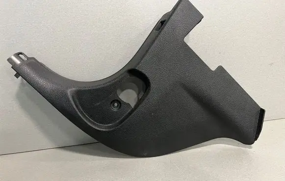 BMW 4 F32 F33 Foot area side trim 7315129 17949110