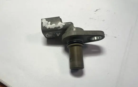 Ford S-MAX Camshaft position sensor 5M5112K073AA