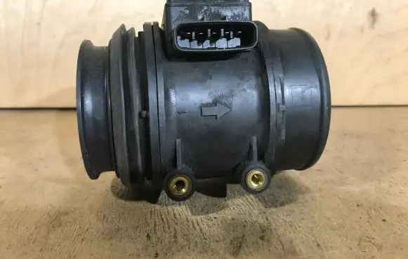 Jaguar XJ X308 Mass air flow meter LJA1620AE 1974000090