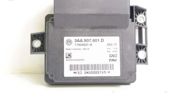 Volkswagen PASSAT CC Hand brake control module 3AA907801D 17904601A
