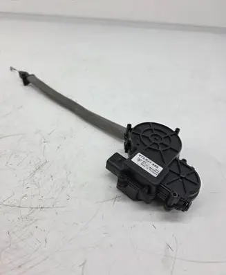 Porsche Cayenne (9Y0 9Y3) Tailgate boot lock/latch motor 9Y3827888