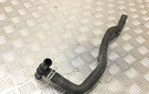 Tesla Model S Engine coolant pipe/hose 103081000C