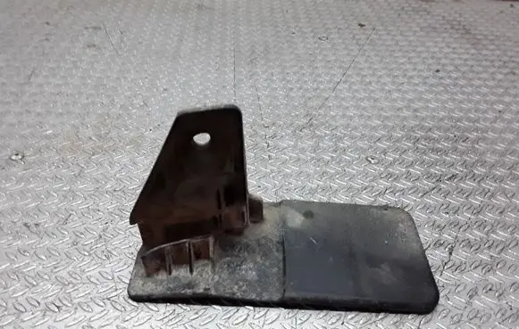 Toyota Auris 150 Rear mudguard 