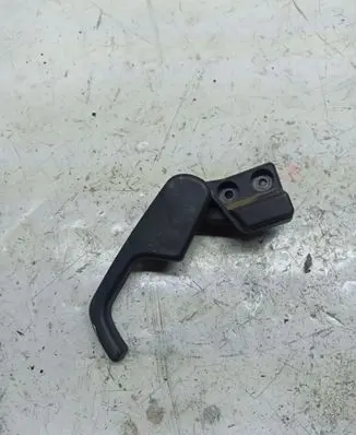 Volkswagen PASSAT B4 Engine bonnet (hood) release handle
