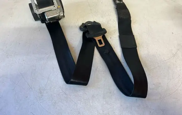Audi A4 S4 B7 8E 8H Front seatbelt 560788401