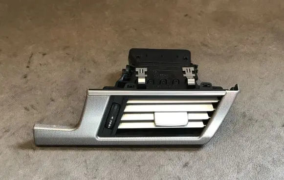Mercedes-Benz E W212 Dashboard air vent grill cover trim A2128300254