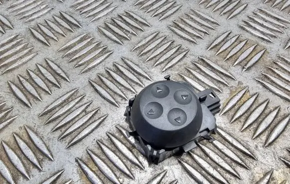 Mercedes-Benz E W212 Seat control switch A2048702558
