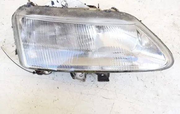 Renault Laguna I Headlight/headlamp 13996600 139966-00