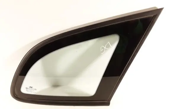 Hyundai Santa Fe Rear side window 43R000381 DOT748