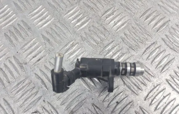 Volkswagen Golf VII Oil pressure sensor 04E906455S