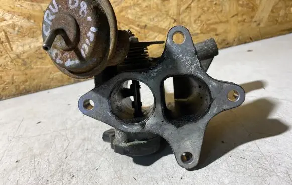 Honda CR-V EGR valve
