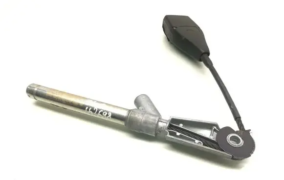 Renault Megane II Front seatbelt buckle
