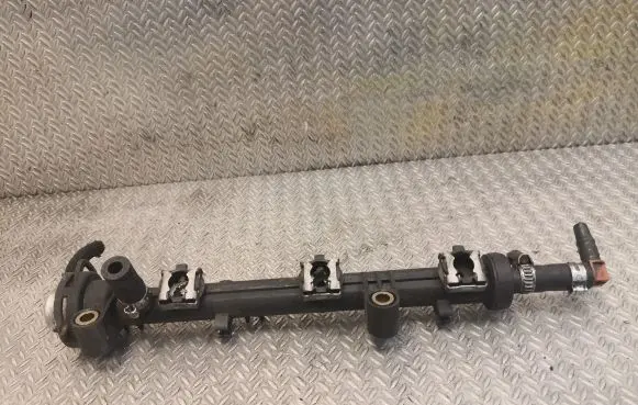 Smart ForTwo I Fuel main line pipe 1600700195