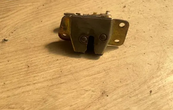Mitsubishi Space Star Tailgate/trunk/boot lock/catch/latch
