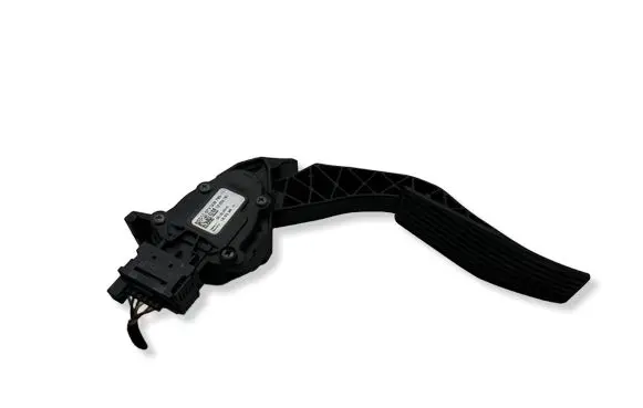 Opel Zafira C Accelerator throttle pedal 13253781 6PV00976511