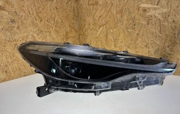 Toyota Corolla Cross Headlight/headlamp C12186