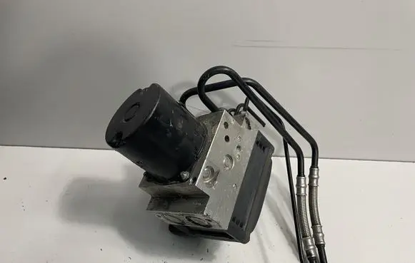 BMW X5 E70 ABS Pump 6783056 6783058
