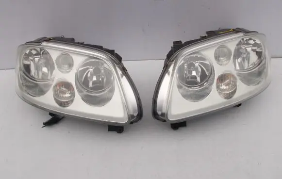 Volkswagen Touran I Headlights/headlamps set 