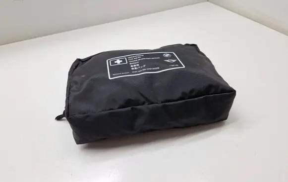 BMW 2 Active Tourer U06 First aid kit 7263439