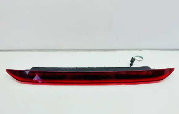 Volvo S90, V90 Third/center stoplight 31371839