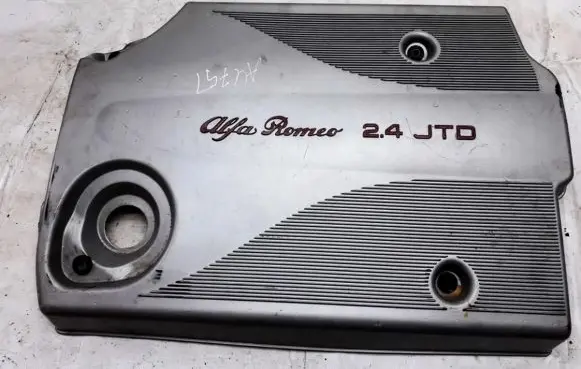 Alfa Romeo 166 Engine cover (trim)