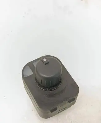 Audi A3 S3 8P Wing mirror switch 8E0959565
