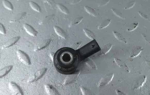 Detonation knock sensor