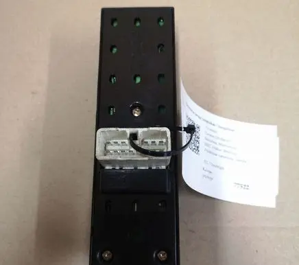 Hyundai Tucson JM Electric window control switch