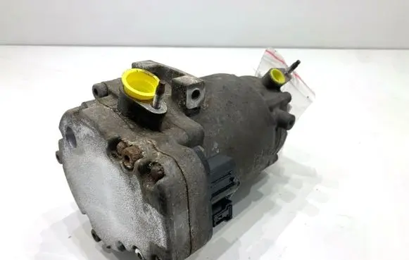 Infiniti Q50 Air conditioning (A/C) compressor (pump) YEP0FX17724