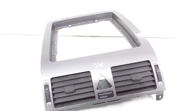 Volkswagen Touran I Dash center air vent grill 1T1819728C