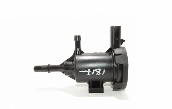 Mercedes-Benz C W205 Turbo solenoid valve A0014760532