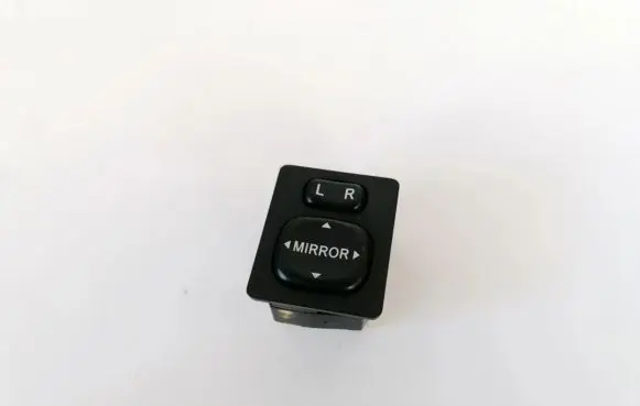 Toyota Avensis Verso Wing mirror switch 183574 769746