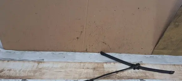 Skoda Octavia Mk2 (1Z) Front wiper blade arm 1Z1955410