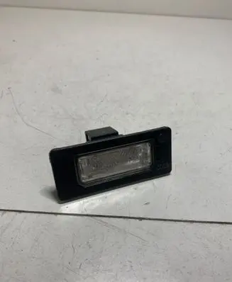 Volkswagen PASSAT B6 Number plate light 8T0943021