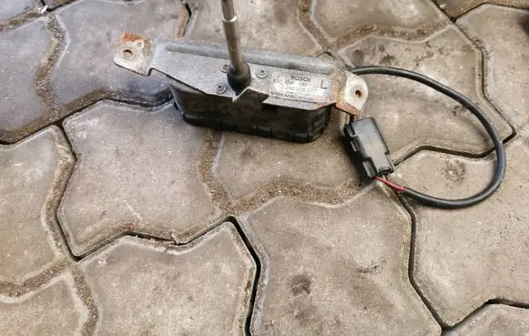 Volvo S80 Headlight wiper blade 0390206217 8620953